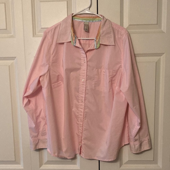 Old Navy Tops - Old Navy women’s plus 2X gingham pink button down shirt ‘06 classic feminine